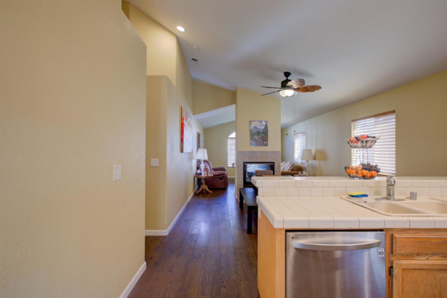 Detail Gallery Image 25 of 60 For 1002 Kirksey Dr, Turlock,  CA 95382 - 4 Beds | 2 Baths