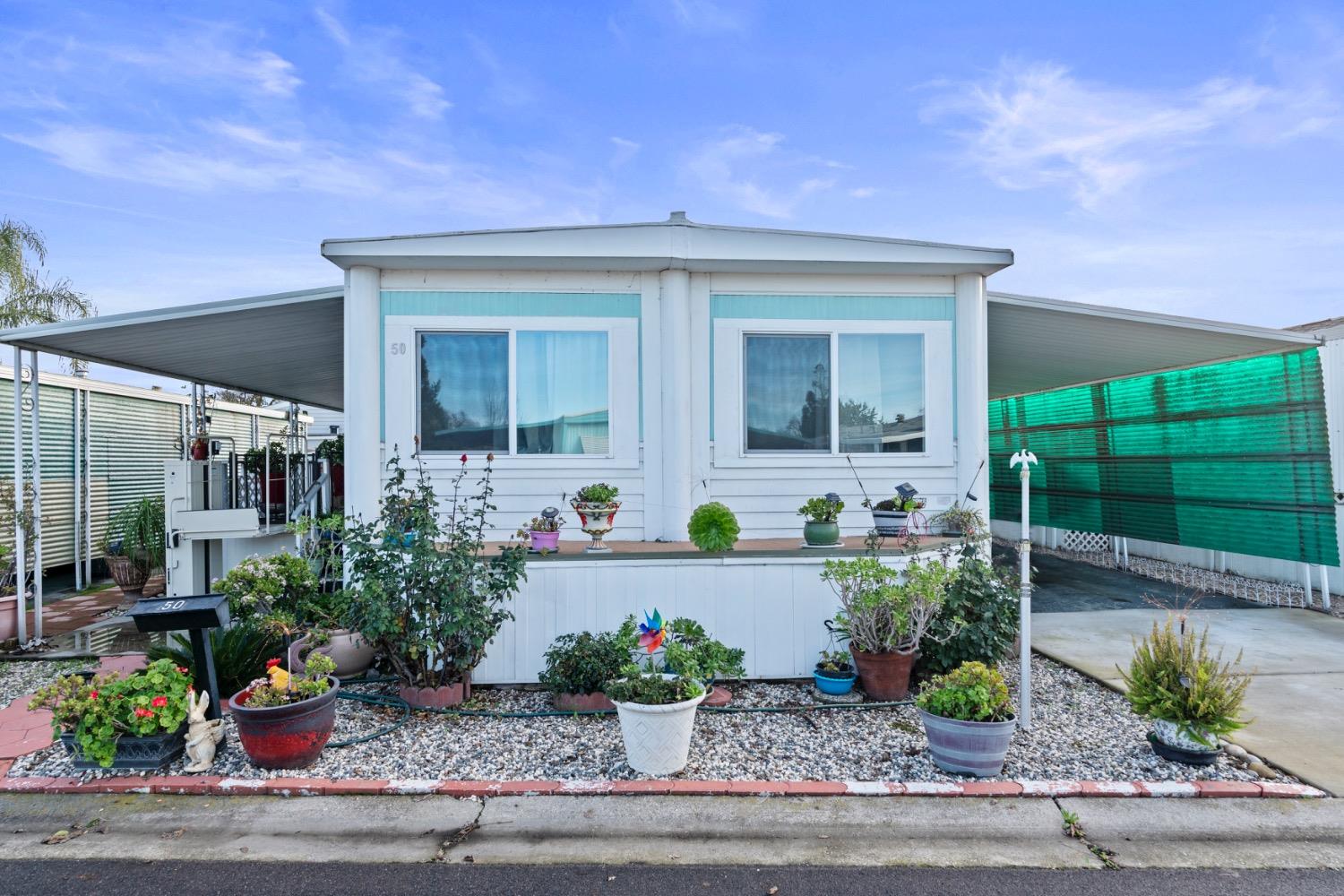 Detail Gallery Image 1 of 25 For 10780 N Highway 99 50, Stockton,  CA 95212 - 2 Beds | 2 Baths