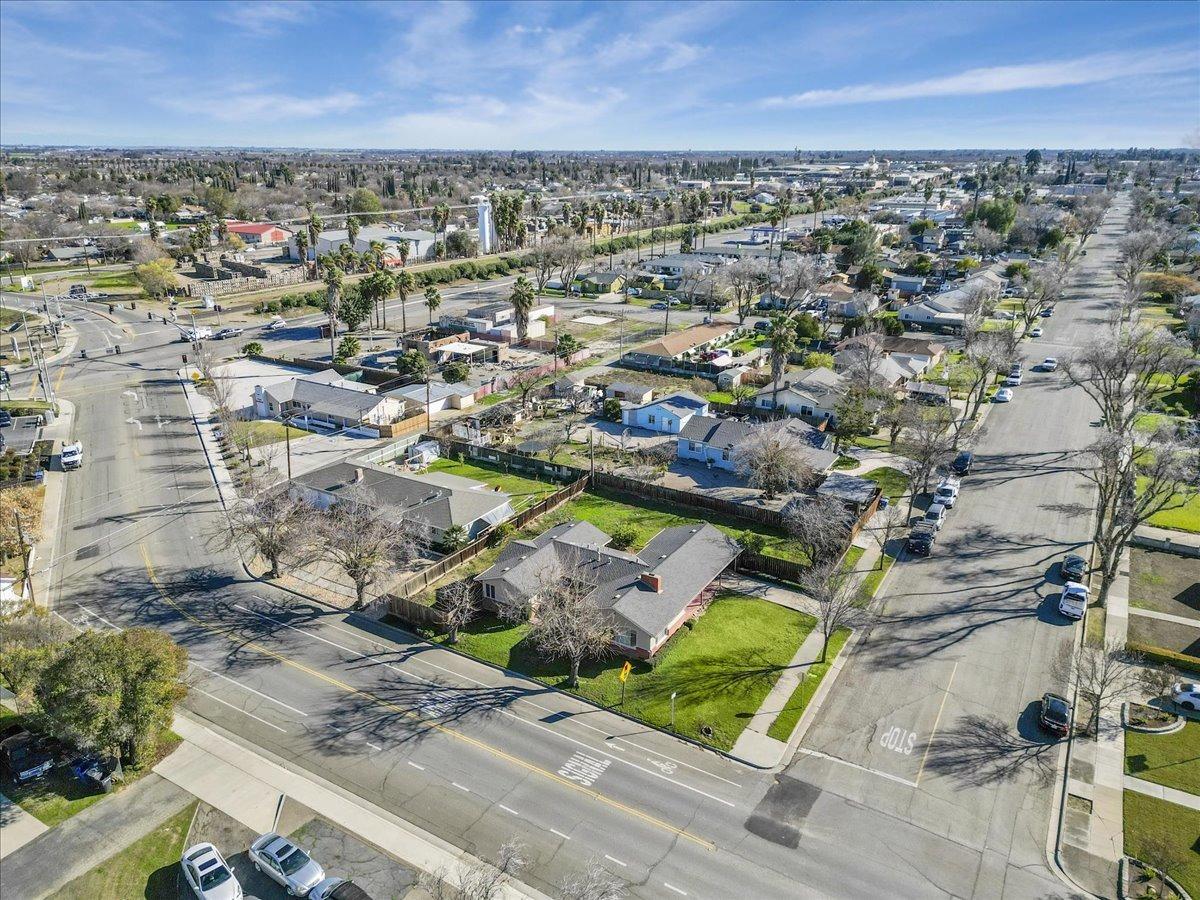 Detail Gallery Image 33 of 37 For 529 N 3rd St, Patterson,  CA 95363 - 3 Beds | 2 Baths