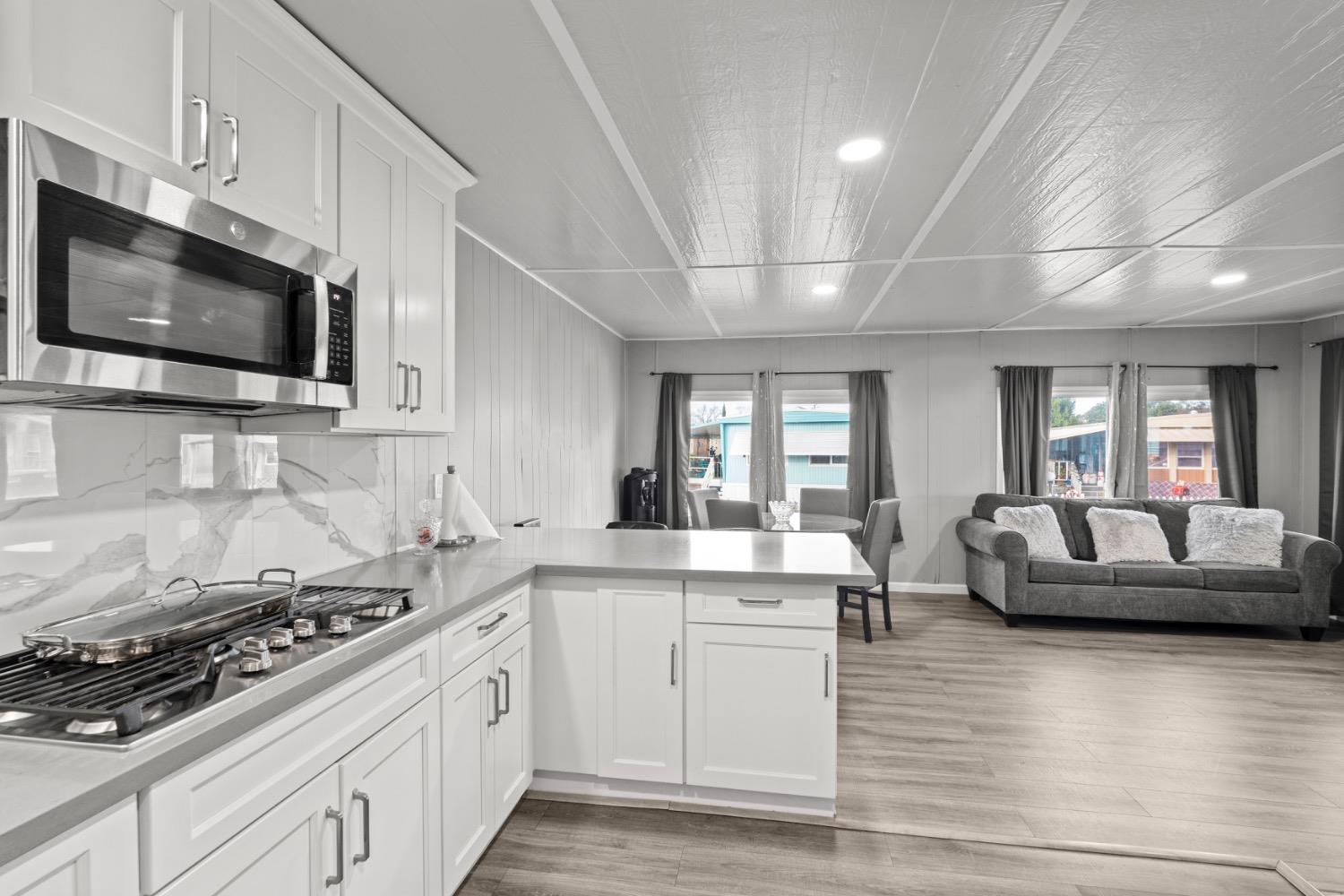 Detail Gallery Image 9 of 25 For 10780 N Highway 99 50, Stockton,  CA 95212 - 2 Beds | 2 Baths