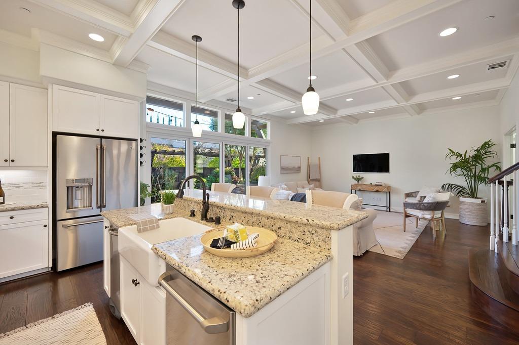 44th Street, Sacramento, California image 10