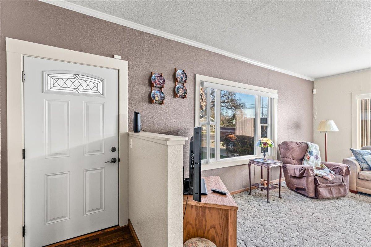 Detail Gallery Image 10 of 56 For 109 Church St, Modesto,  CA 95357 - 2 Beds | 1 Baths