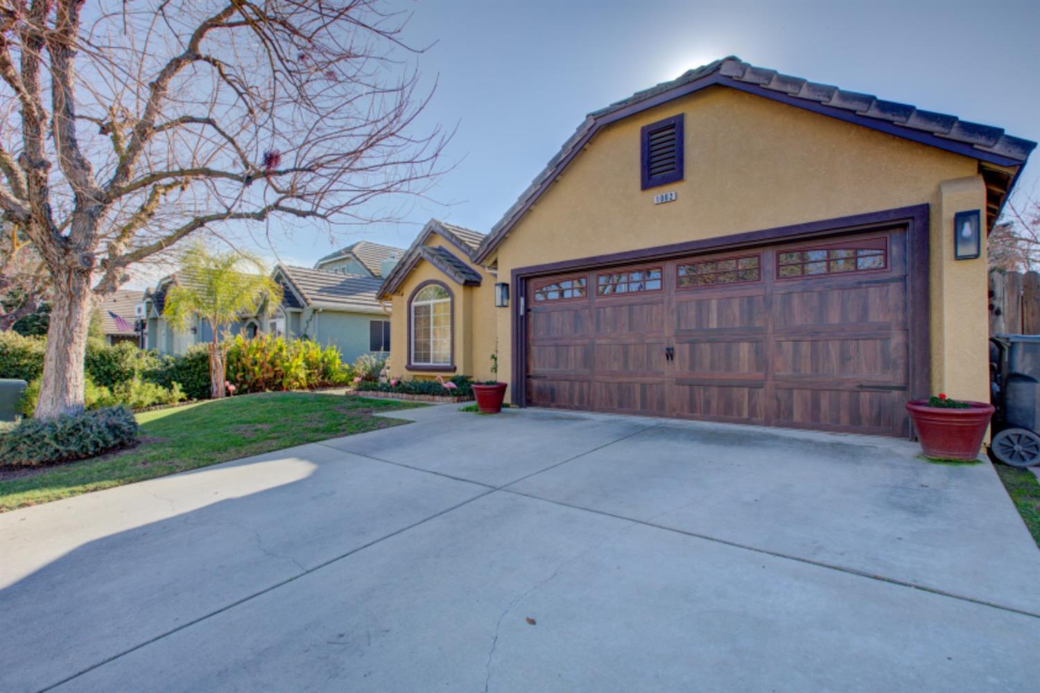 Detail Gallery Image 2 of 60 For 1002 Kirksey Dr, Turlock,  CA 95382 - 4 Beds | 2 Baths