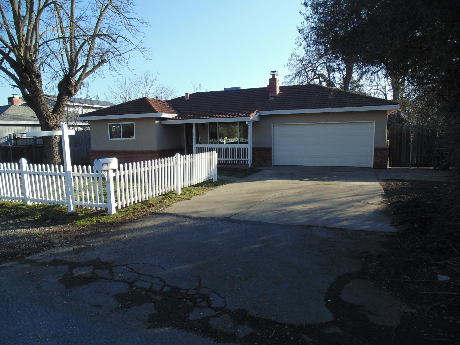 Elm Avenue, Orangevale, California image 2