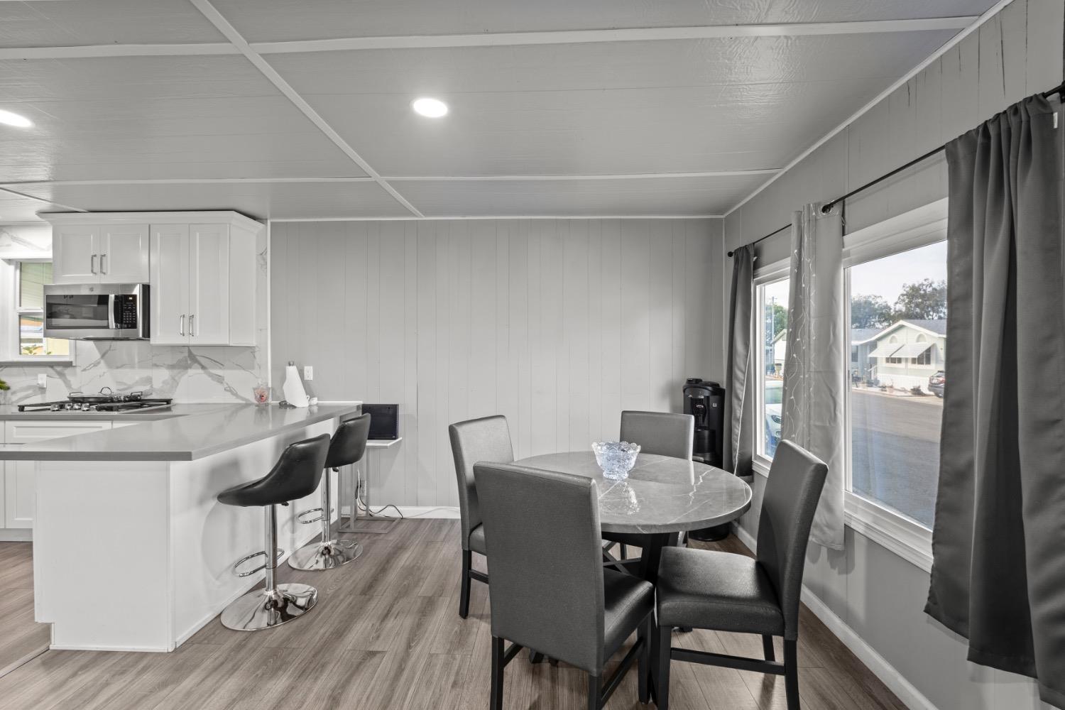 Detail Gallery Image 7 of 25 For 10780 N Highway 99 50, Stockton,  CA 95212 - 2 Beds | 2 Baths