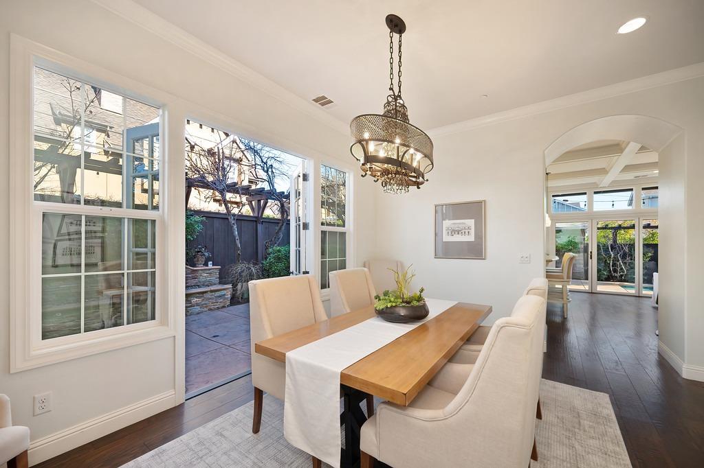 44th Street, Sacramento, California image 6