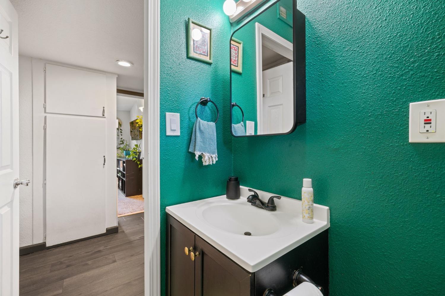 Detail Gallery Image 17 of 38 For 2154 62nd Ave, Sacramento,  CA 95822 - 4 Beds | 2 Baths