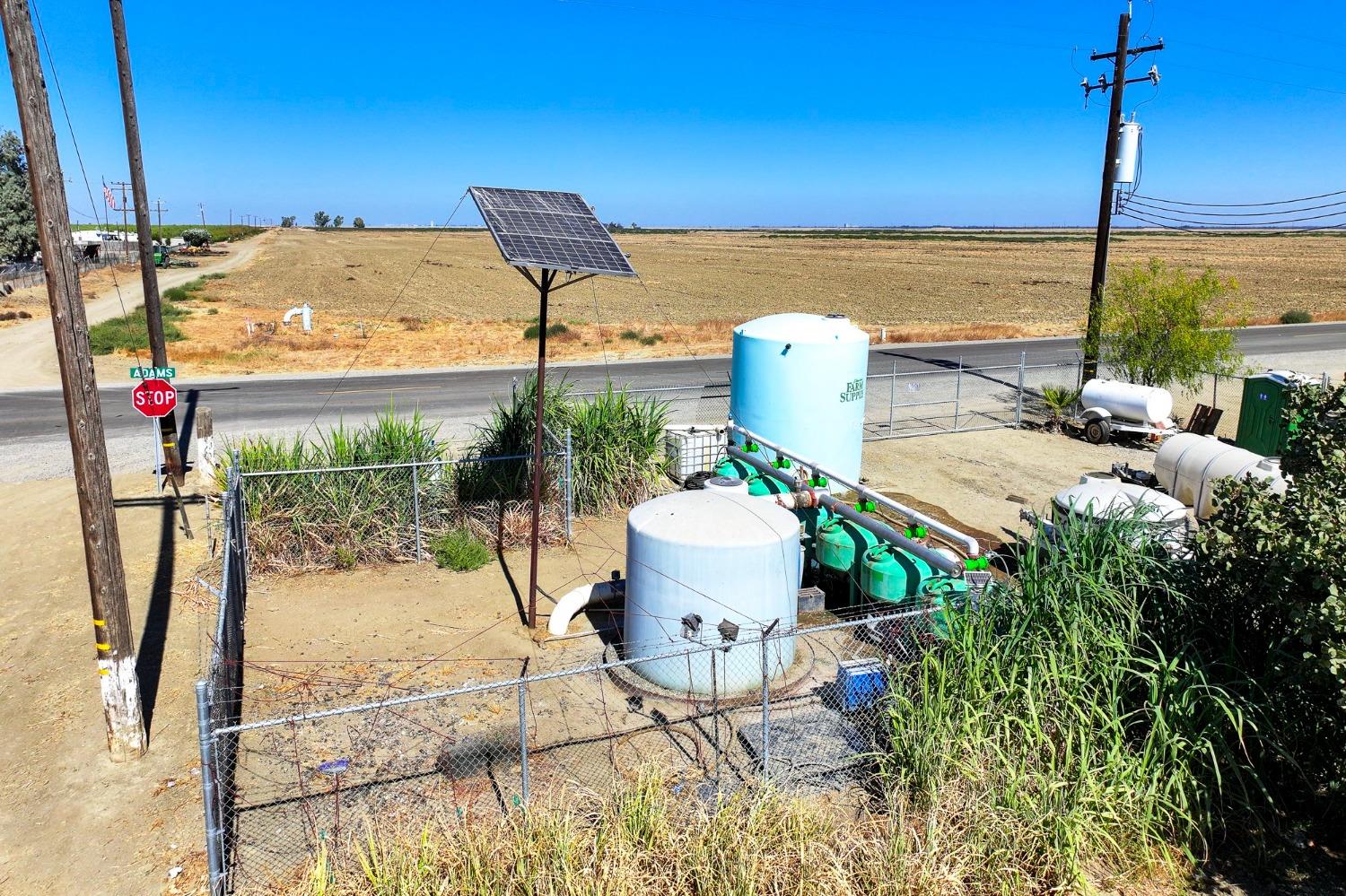 W Adams, Mendota, California image 10