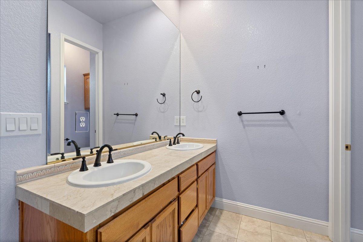 Detail Gallery Image 25 of 41 For 8133 E Carriage Ln, Fair Oaks,  CA 95628 - 3 Beds | 2 Baths