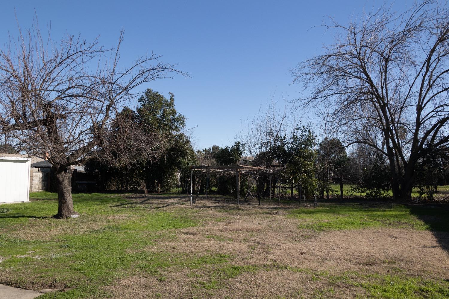 Cedar Lane, Olivehurst, California image 33