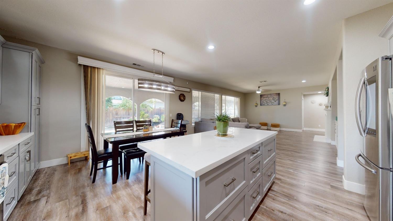 Detail Gallery Image 52 of 67 For 1517 Huntmaster Ct, Hughson,  CA 95326 - 5 Beds | 4 Baths