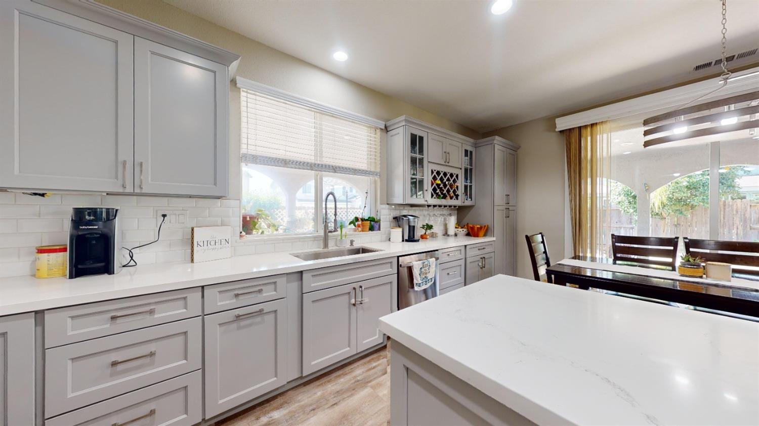 Detail Gallery Image 54 of 67 For 1517 Huntmaster Ct, Hughson,  CA 95326 - 5 Beds | 4 Baths