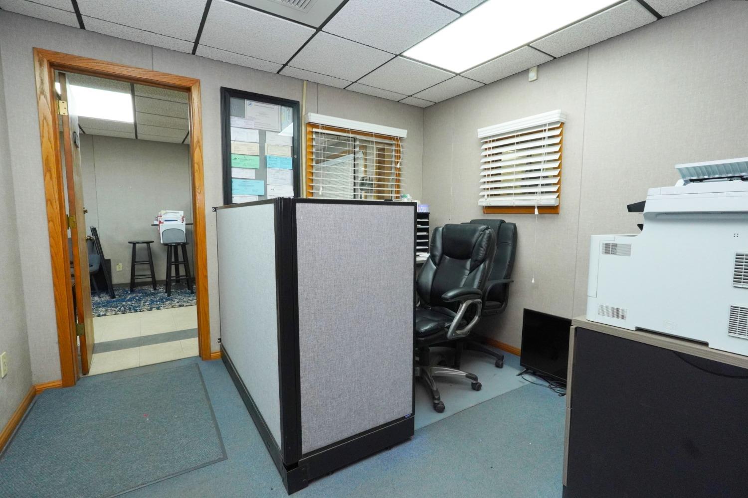 Detail Gallery Image 24 of 29 For 1313 Lone Palm Ave, Modesto,  CA 95351 - – Beds | – Baths