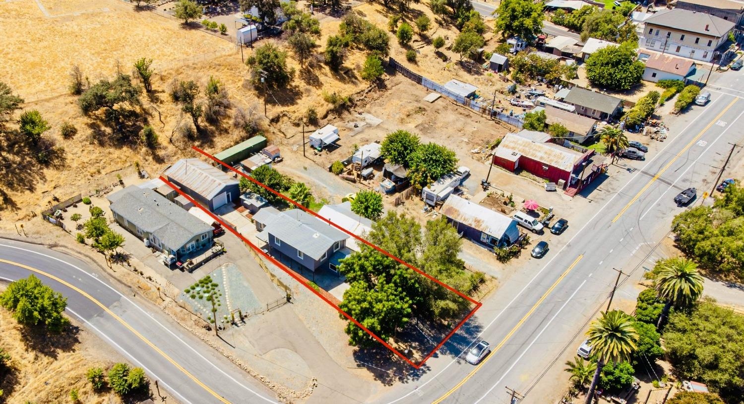 Yosemite Boulevard, La Grange, California image 34