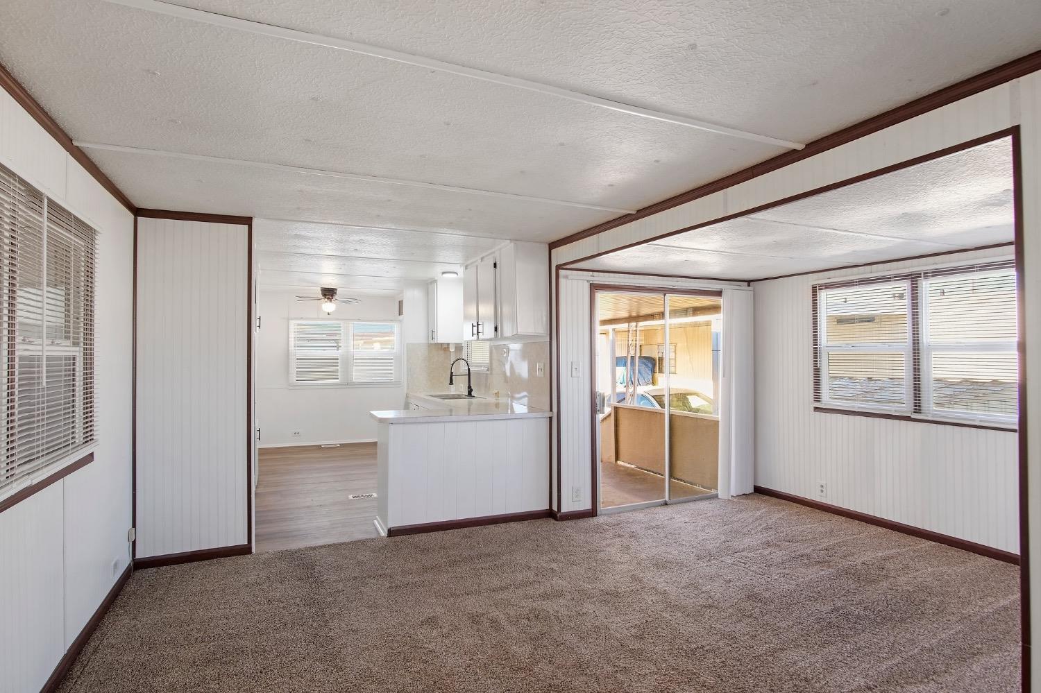 Detail Gallery Image 8 of 18 For 5548 Keith Ct #7, Turlock,  CA 95382 - 1 Beds | 1 Baths