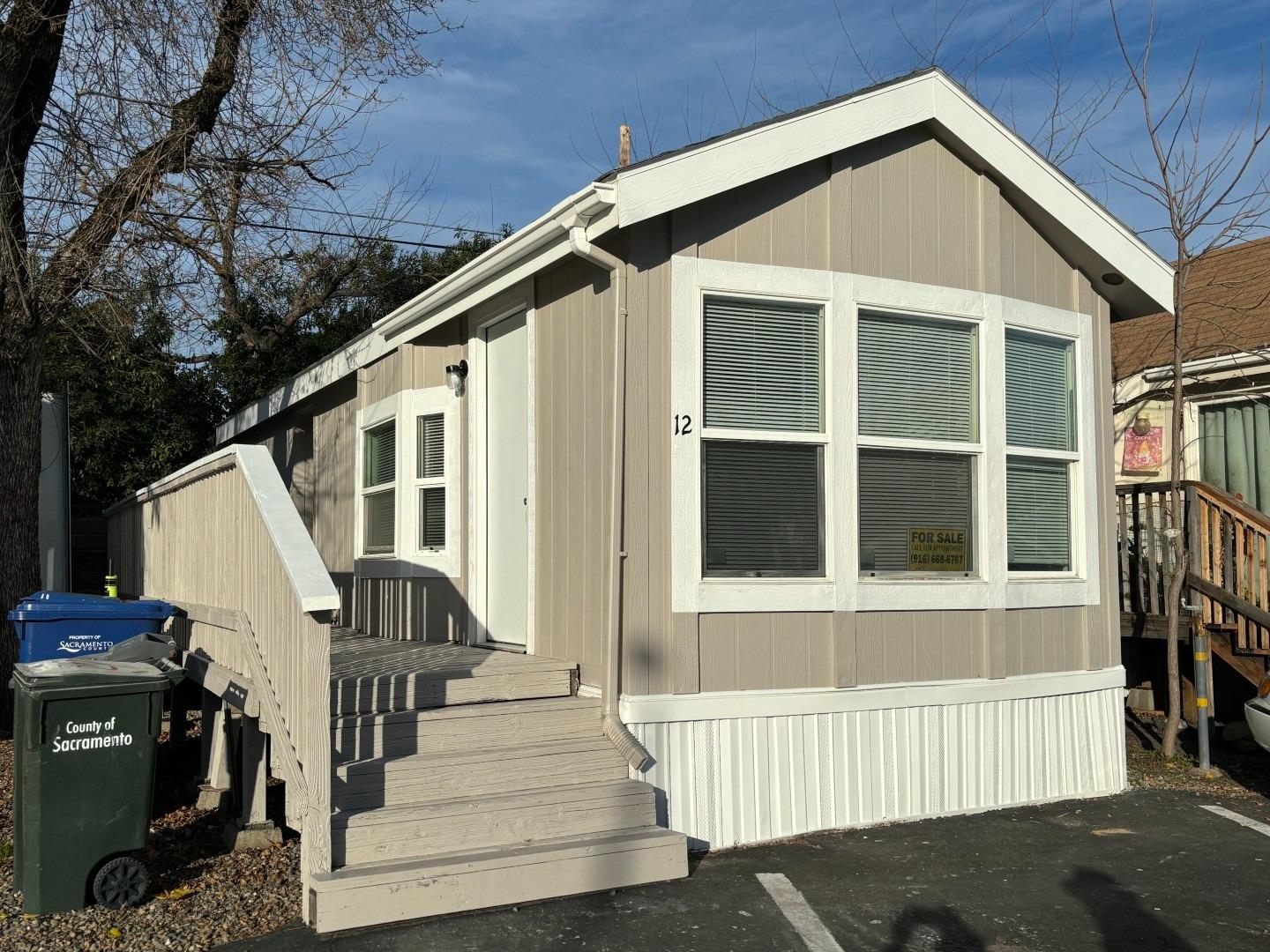 Detail Gallery Image 5 of 5 For 5000 Auburn Blvd. 12, Sacramento,  CA 95841 - 1 Beds | 1 Baths