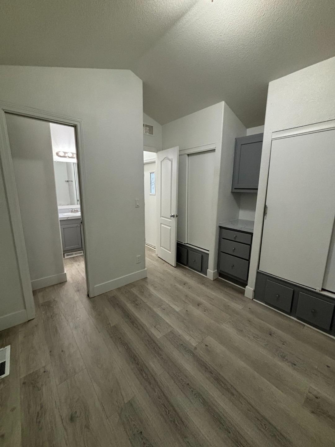 Detail Gallery Image 4 of 5 For 5000 Auburn Blvd. 12, Sacramento,  CA 95841 - 1 Beds | 1 Baths