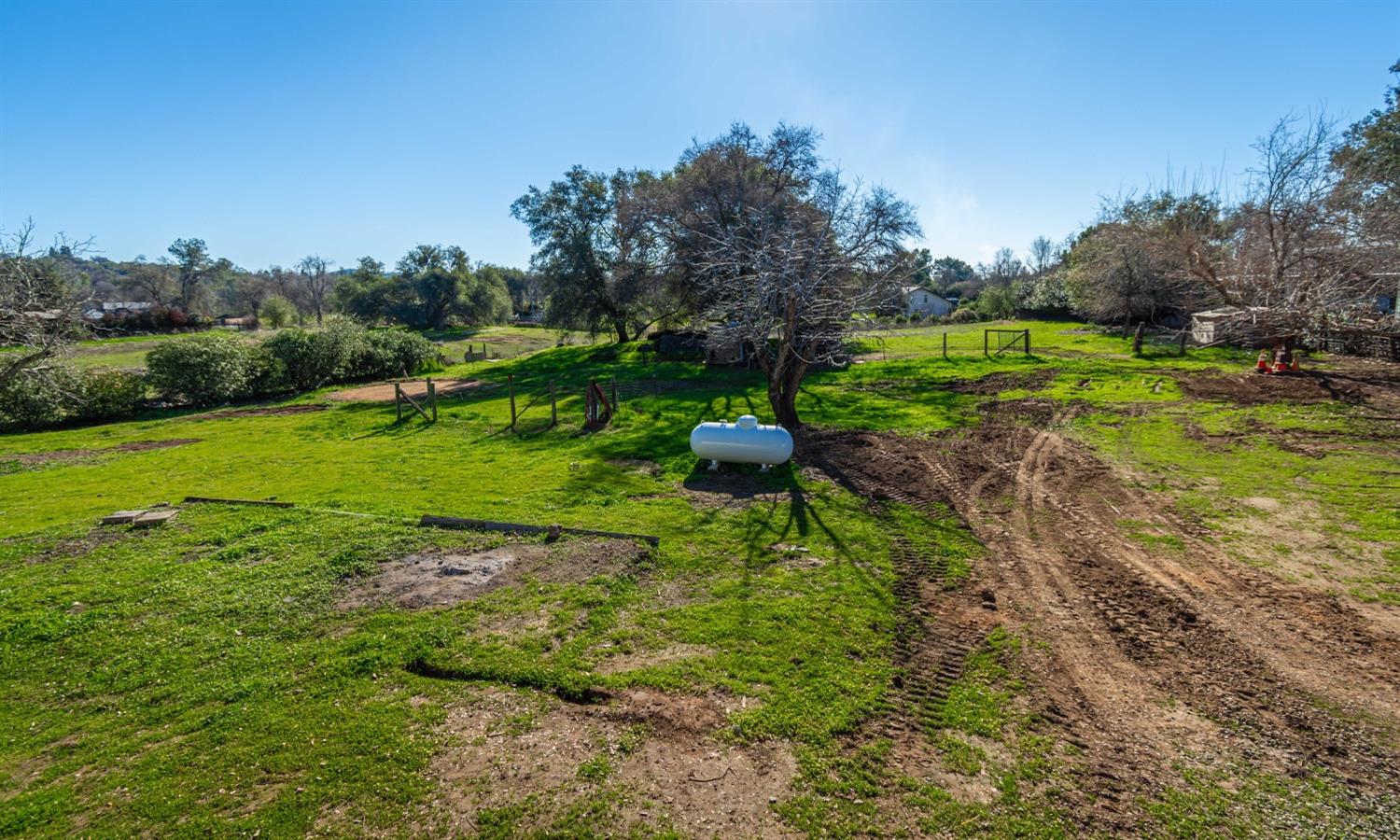 Hilltop Place, Loomis, California image 31