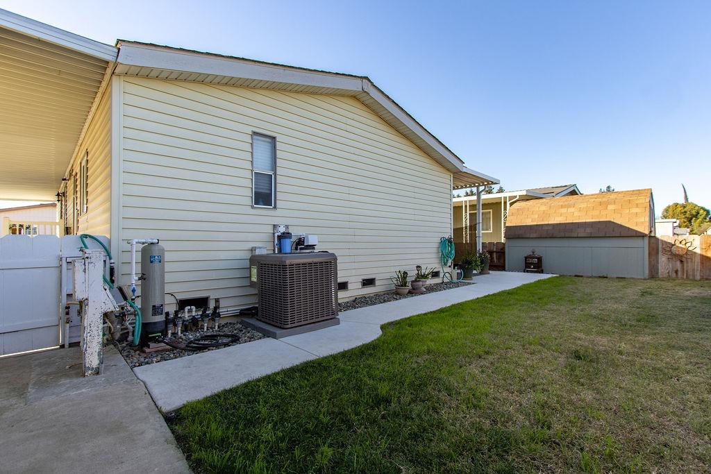 Detail Gallery Image 12 of 47 For 19667 American Ave 2, Hilmar,  CA 95324 - 2 Beds | 2 Baths