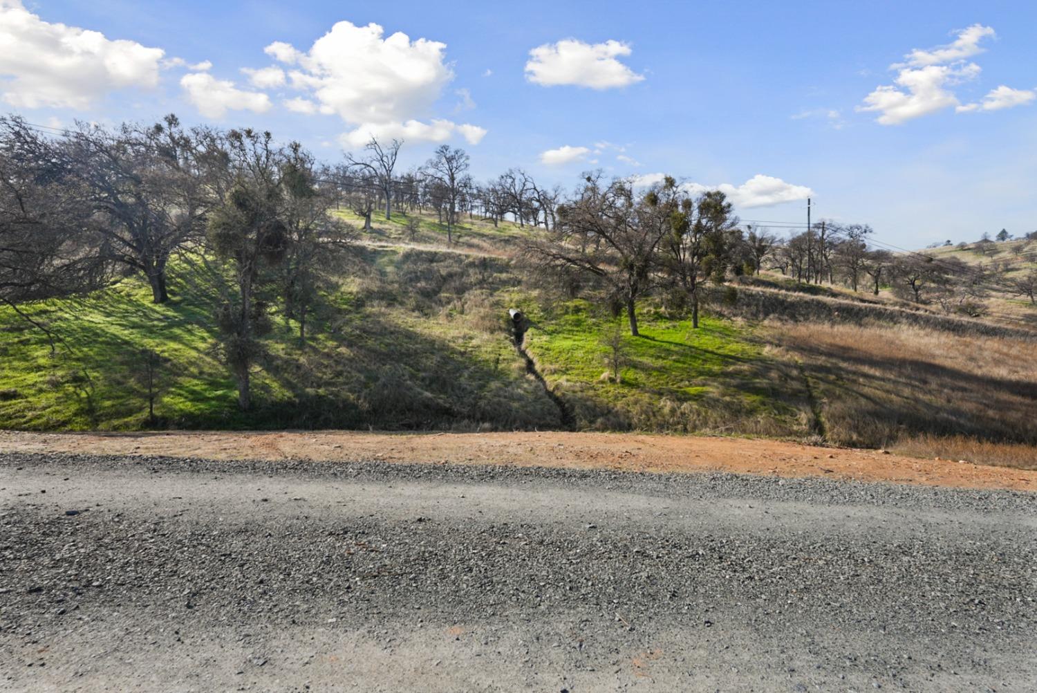 Banderilla Drive, La Grange, California image 10