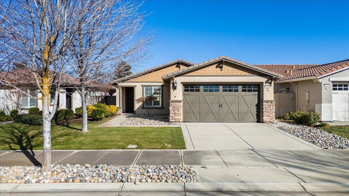 Shadow Berry Drive, Manteca CA 95336