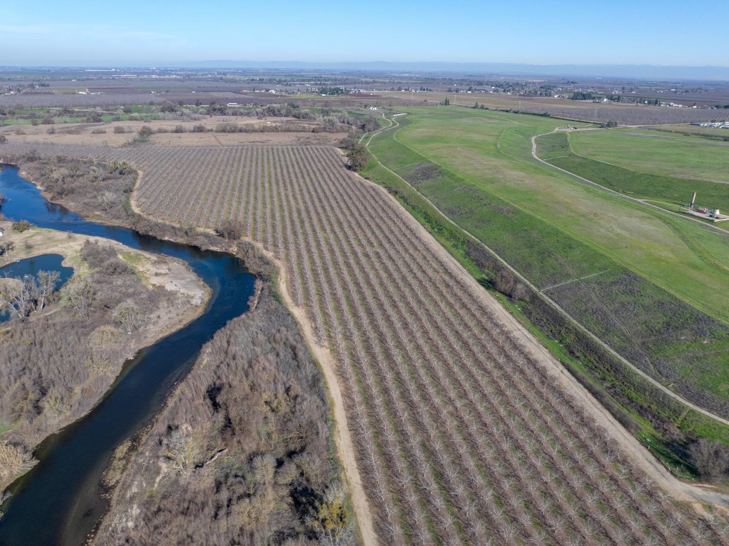 Geer Road, Modesto, California image 7