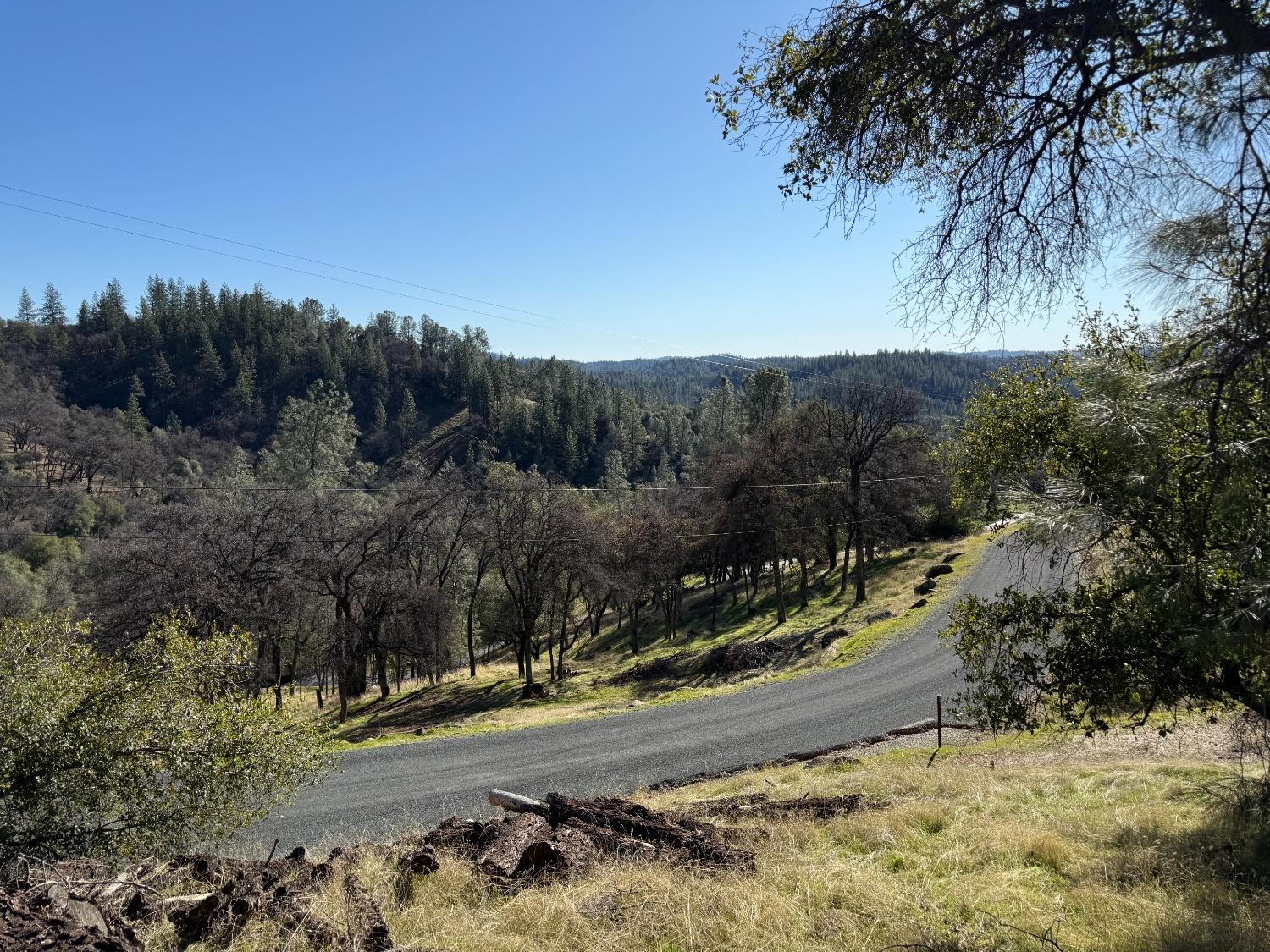 Applejack Drive, Grass Valley, California image 3