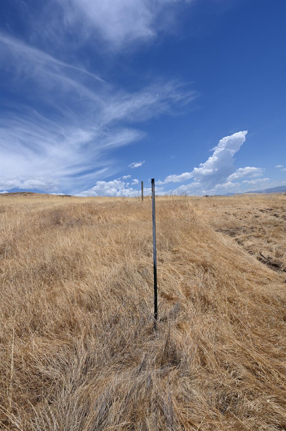 E Putnam Avenue, Porterville, California image 38