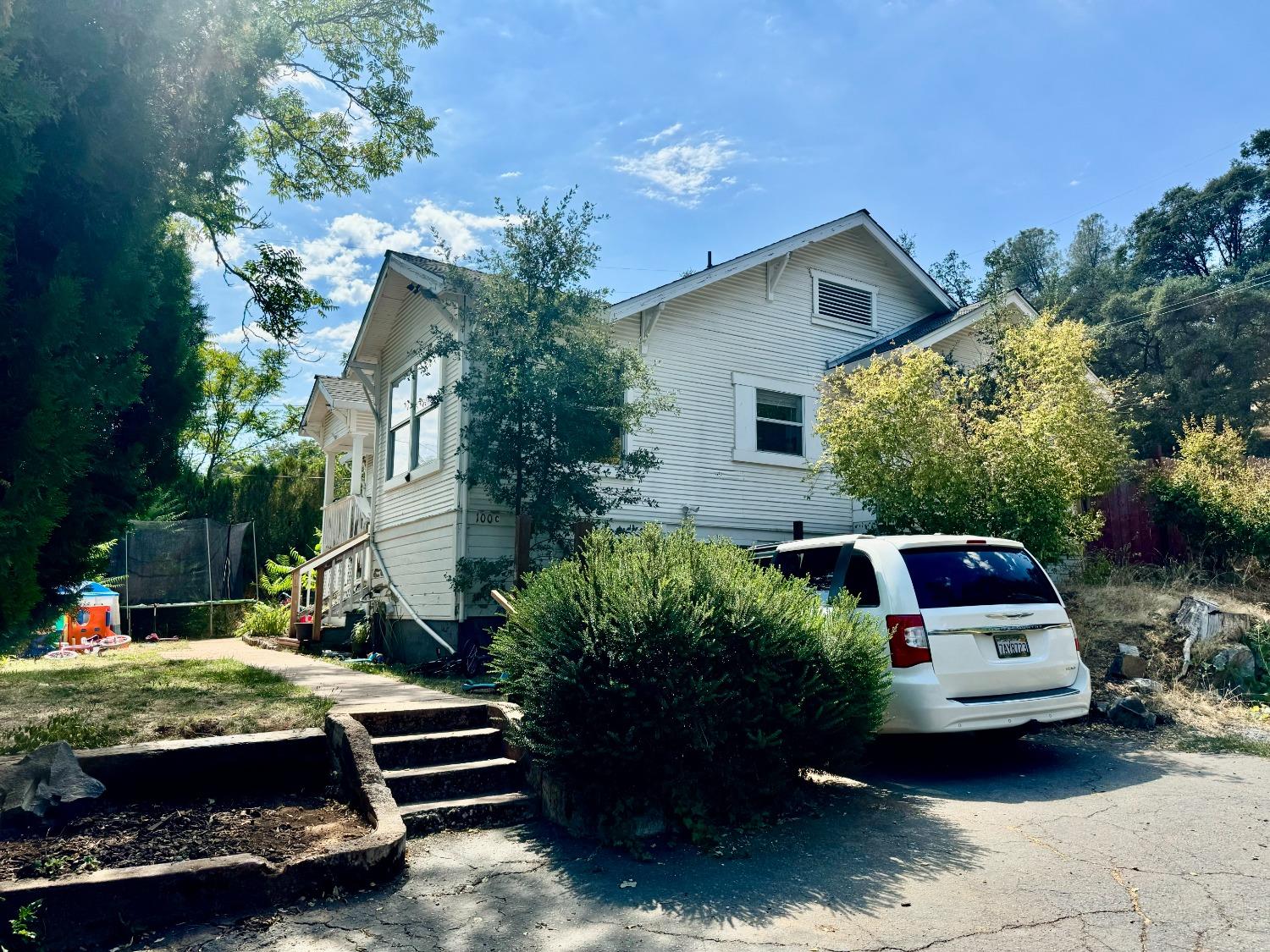 Chestnut Avenue, Tuolumne, California image 4