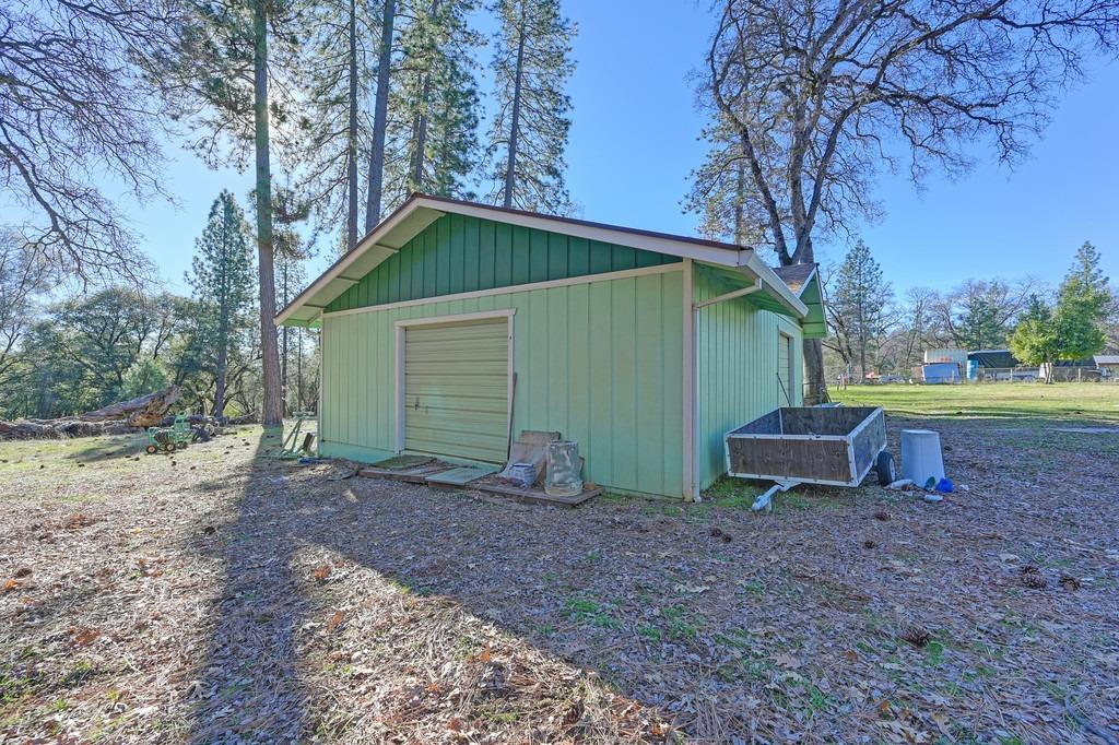 Detail Gallery Image 41 of 77 For 6191 Shasta Rd, Garden Valley,  CA 95633 - 5 Beds | 2 Baths
