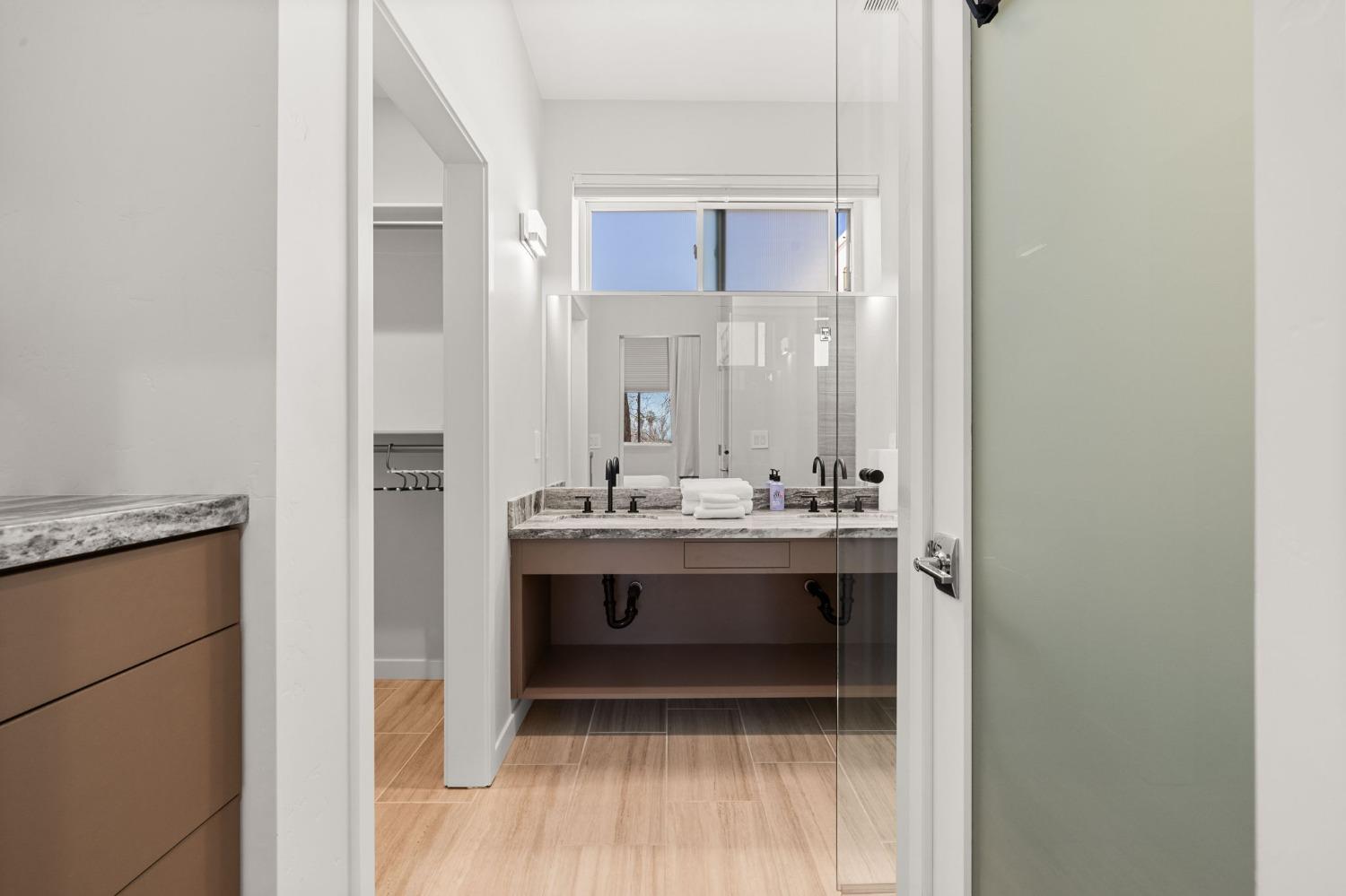 Detail Gallery Image 41 of 53 For 1816 5th St, Sacramento,  CA 95811 - 3 Beds | 2/1 Baths
