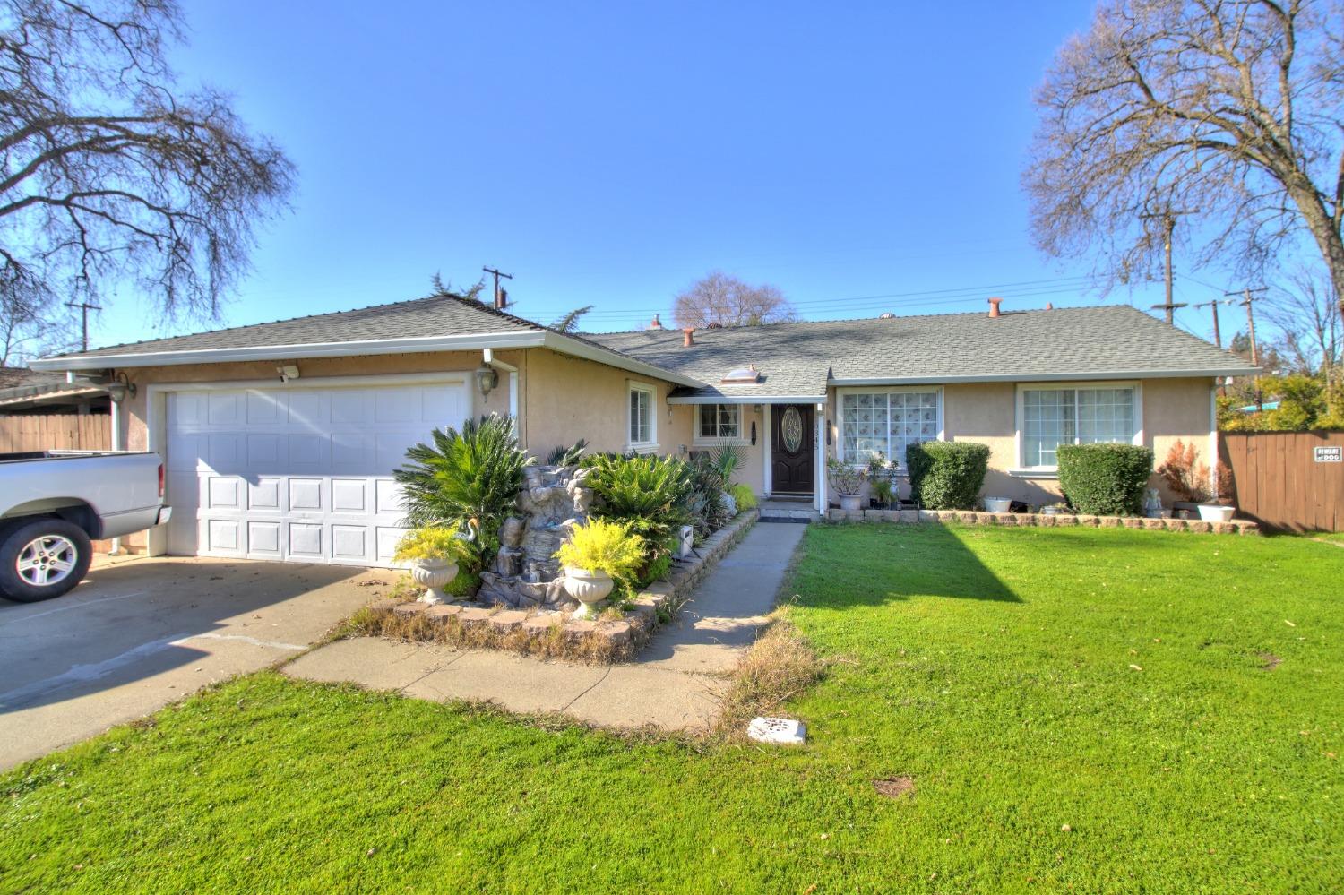 Dolecetto Drive, Rancho Cordova, California image 1