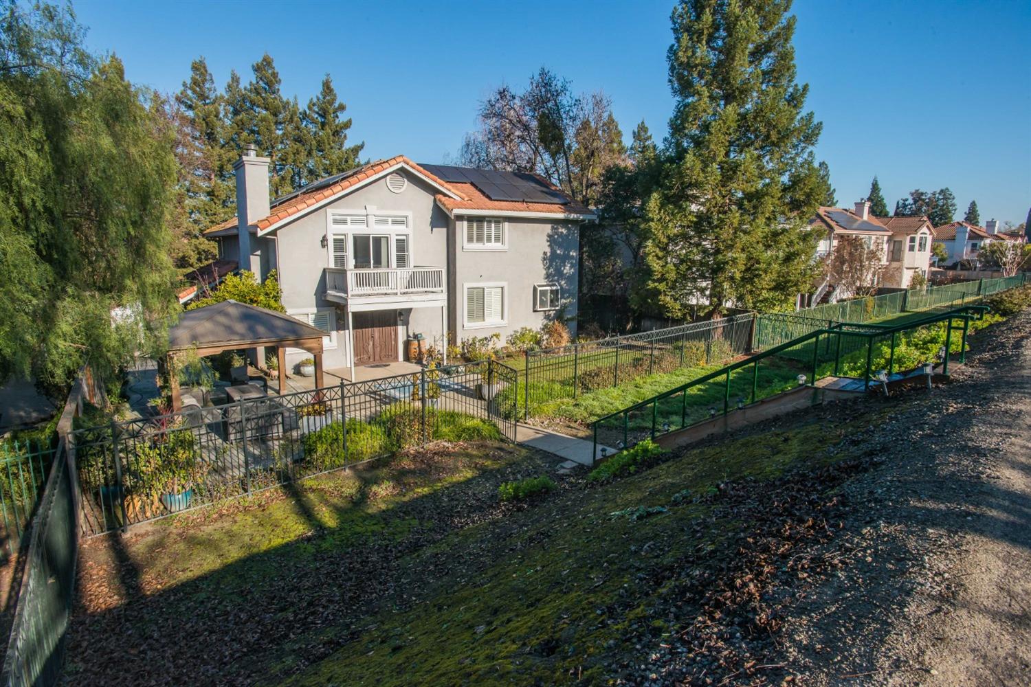 Detail Gallery Image 51 of 66 For 4646 Saint Andrews Dr., Stockton,  CA 95219 - 5 Beds | 3 Baths