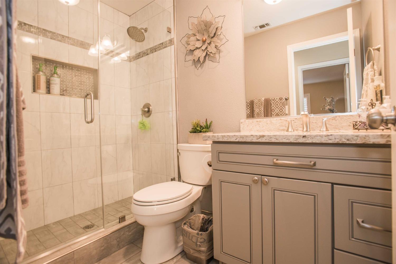 Detail Gallery Image 26 of 66 For 4646 Saint Andrews Dr., Stockton,  CA 95219 - 5 Beds | 3 Baths