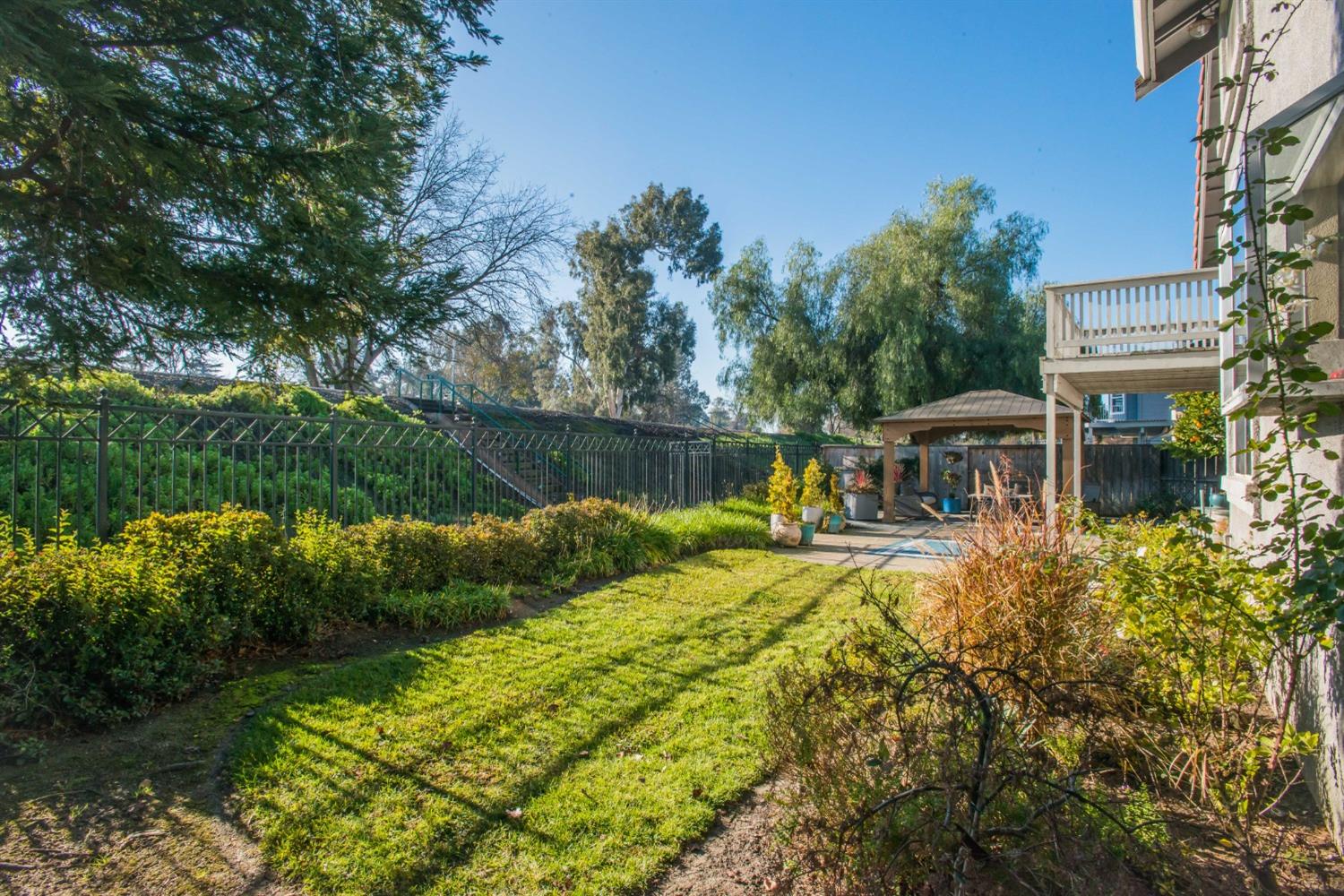 Detail Gallery Image 56 of 66 For 4646 Saint Andrews Dr., Stockton,  CA 95219 - 5 Beds | 3 Baths