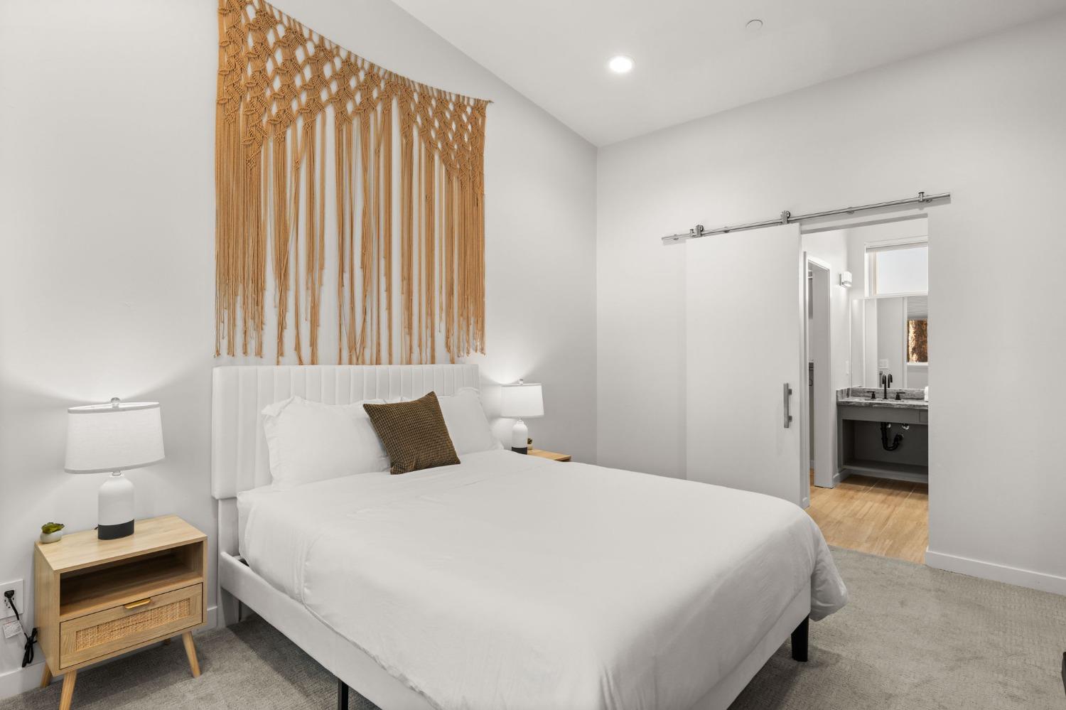Detail Gallery Image 40 of 53 For 1816 5th St, Sacramento,  CA 95811 - 3 Beds | 2/1 Baths
