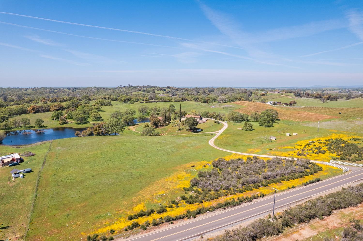 Detail Gallery Image 55 of 70 For 15215 Willow Creek Rd, Plymouth,  CA 95669 - 3 Beds | 3 Baths