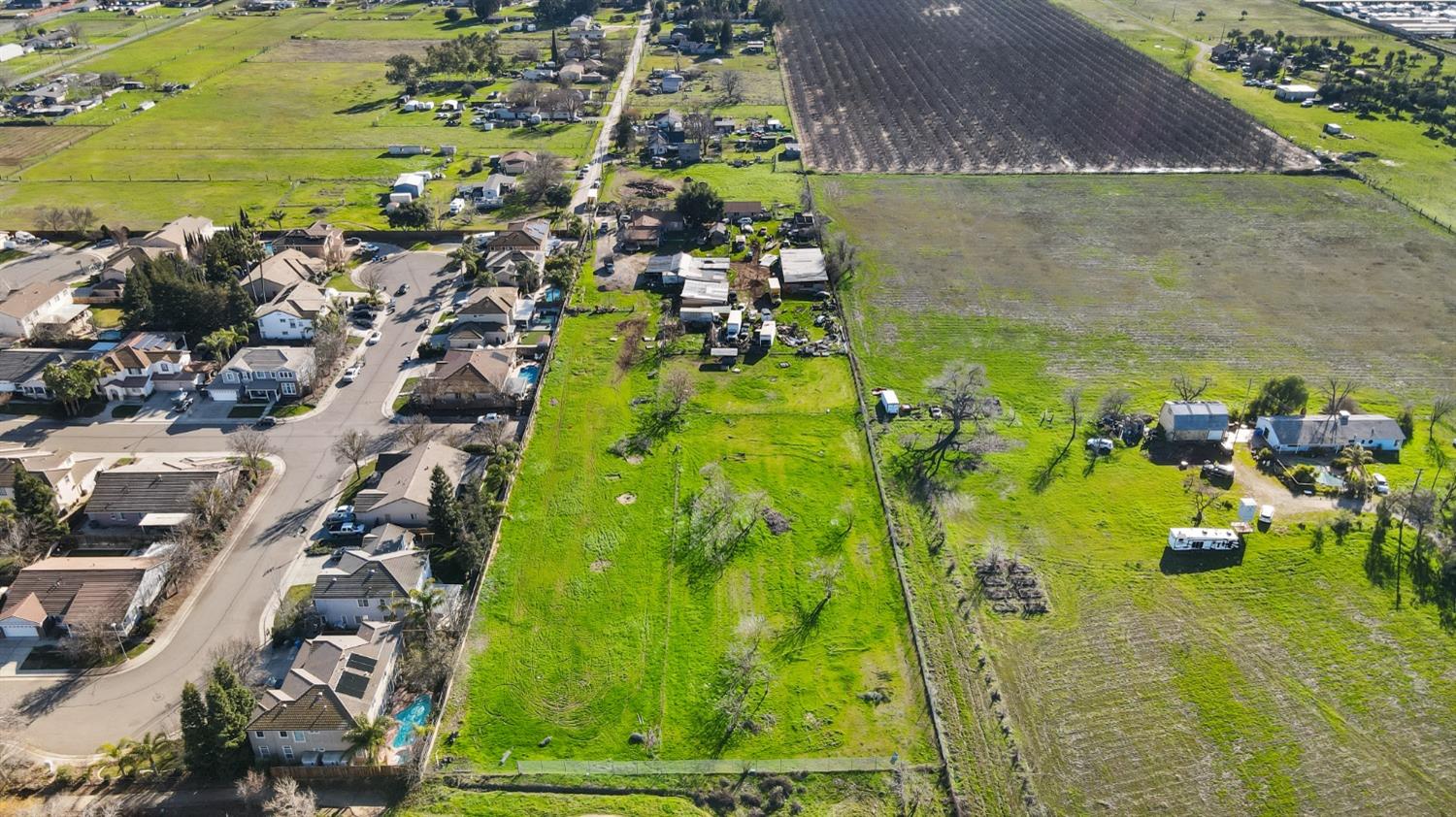 Steiner Road, Galt, California image 1