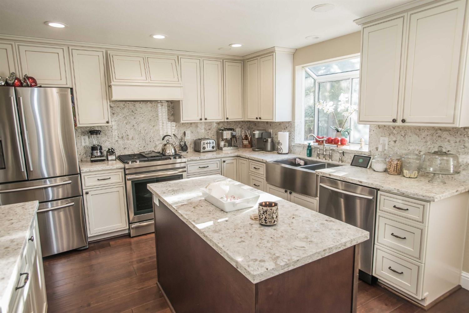 Detail Gallery Image 22 of 66 For 4646 Saint Andrews Dr., Stockton,  CA 95219 - 5 Beds | 3 Baths