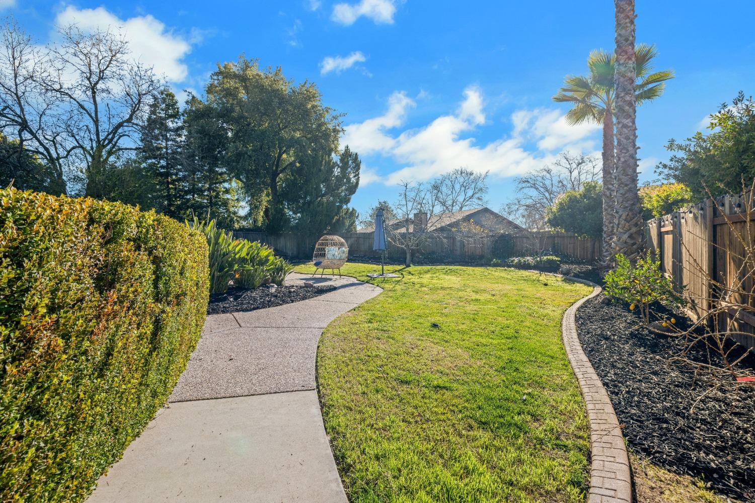 Dovewood Court, Orangevale, California image 33