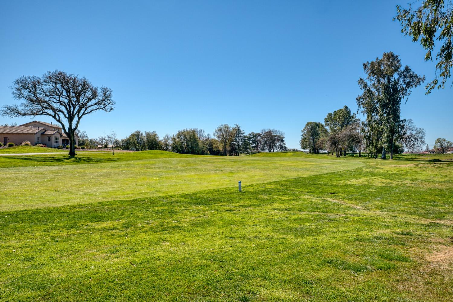 Murieta Parkway, Rancho Murieta, California image 4