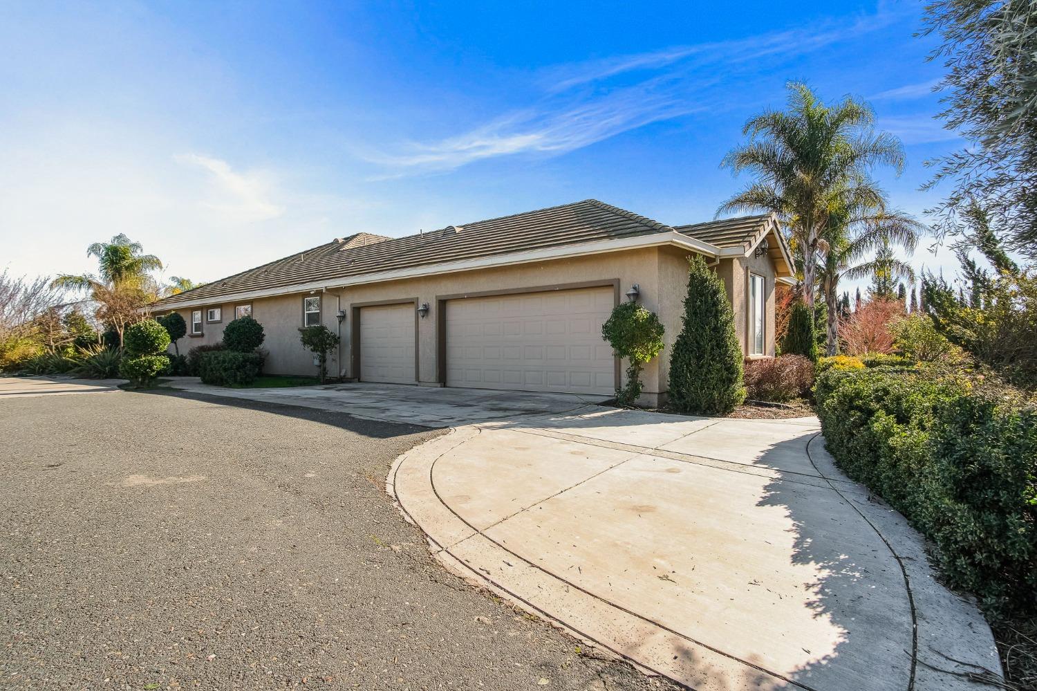 Detail Gallery Image 8 of 96 For 26572 Atepa Ln, Thornton,  CA 95242 - 5 Beds | 3/1 Baths