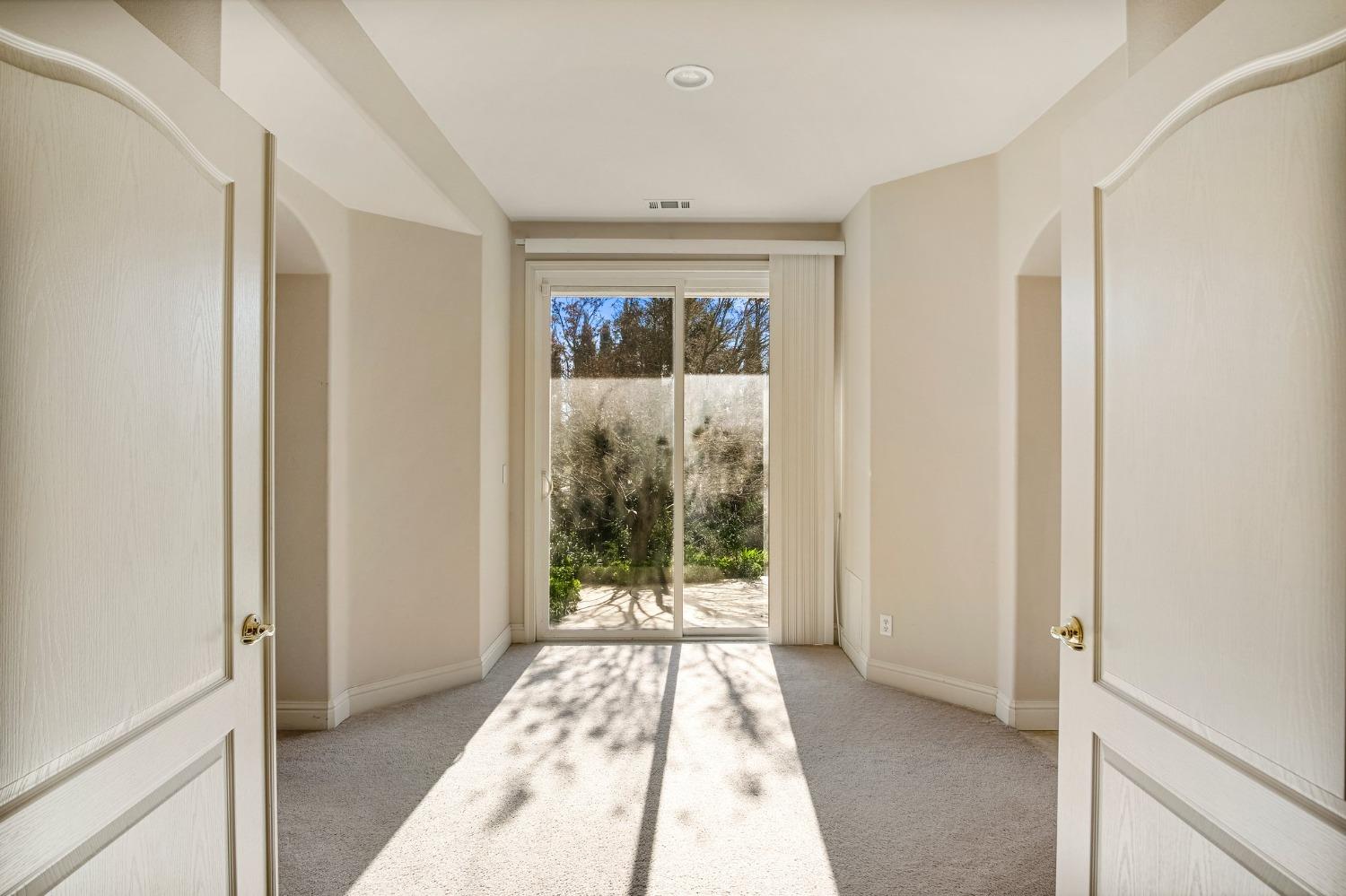 Detail Gallery Image 34 of 96 For 26572 Atepa Ln, Thornton,  CA 95242 - 5 Beds | 3/1 Baths