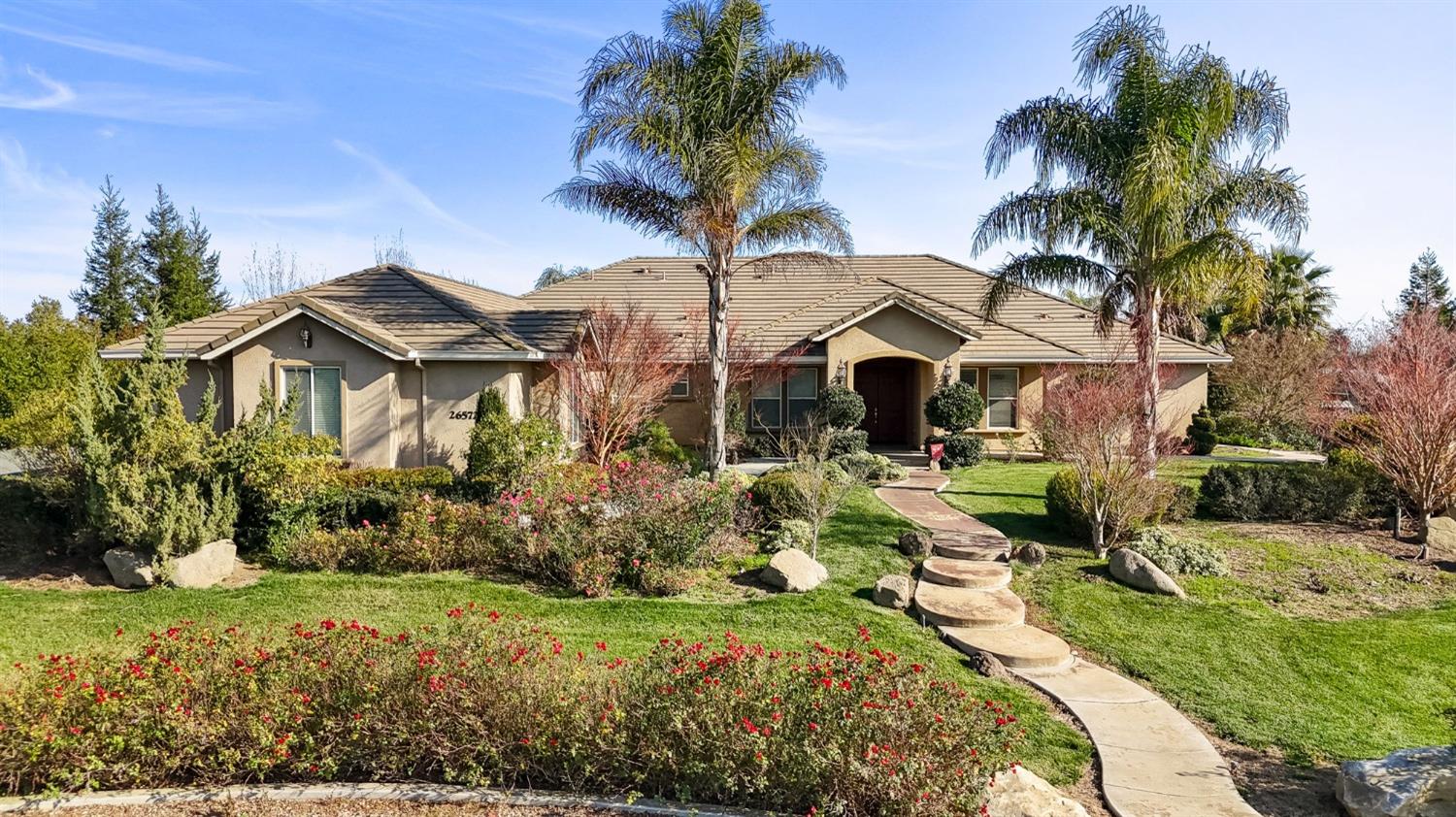 Detail Gallery Image 1 of 96 For 26572 Atepa Ln, Thornton,  CA 95242 - 5 Beds | 3/1 Baths