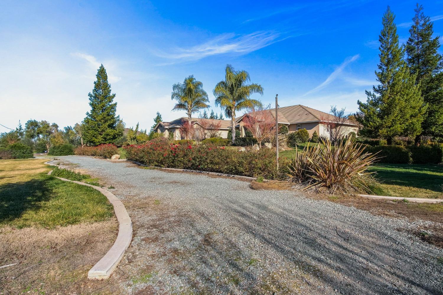 Detail Gallery Image 7 of 96 For 26572 Atepa Ln, Thornton,  CA 95242 - 5 Beds | 3/1 Baths