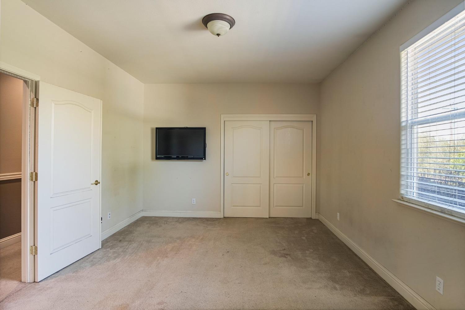 Detail Gallery Image 19 of 96 For 26572 Atepa Ln, Thornton,  CA 95242 - 5 Beds | 3/1 Baths