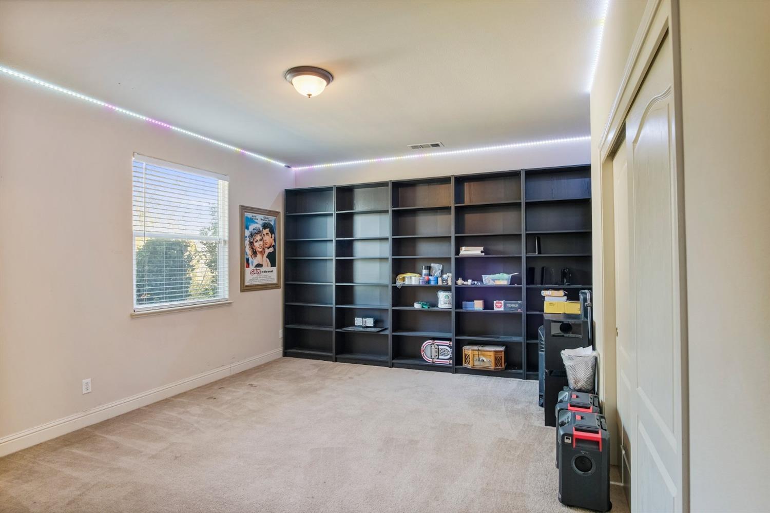 Detail Gallery Image 23 of 96 For 26572 Atepa Ln, Thornton,  CA 95242 - 5 Beds | 3/1 Baths
