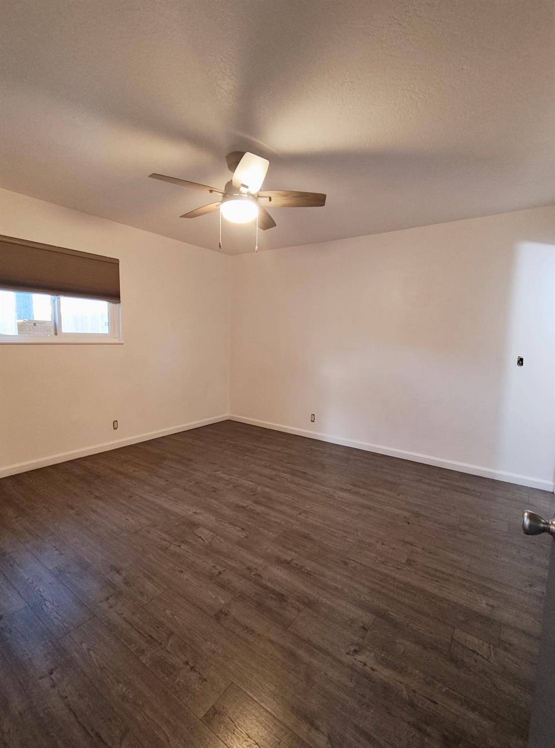 Detail Gallery Image 8 of 18 For 349 Frances St, Manteca,  CA 95336 - 3 Beds | 2 Baths