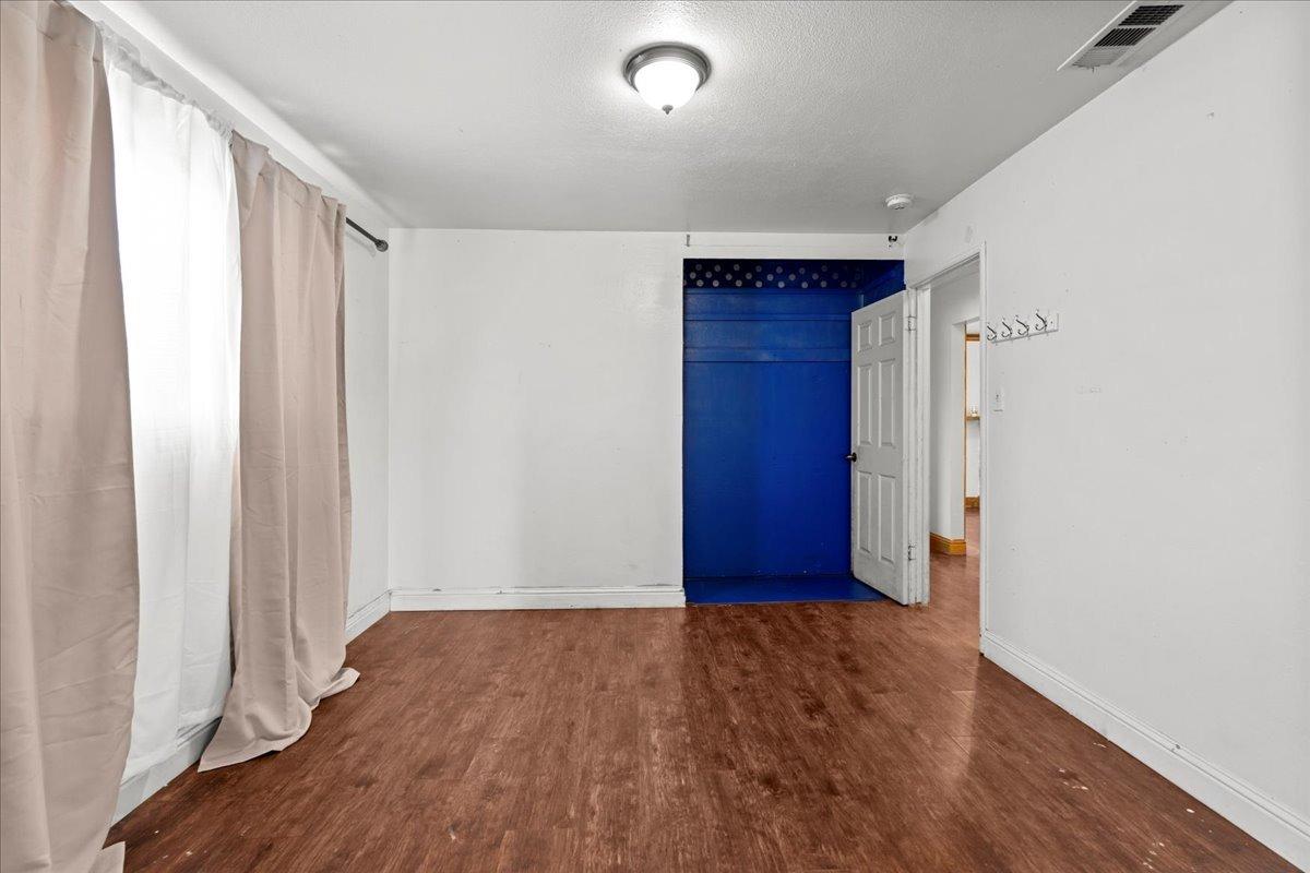 Detail Gallery Image 17 of 25 For 2004 Blue Gum Ave, Modesto,  CA 95358 - 3 Beds | 1 Baths