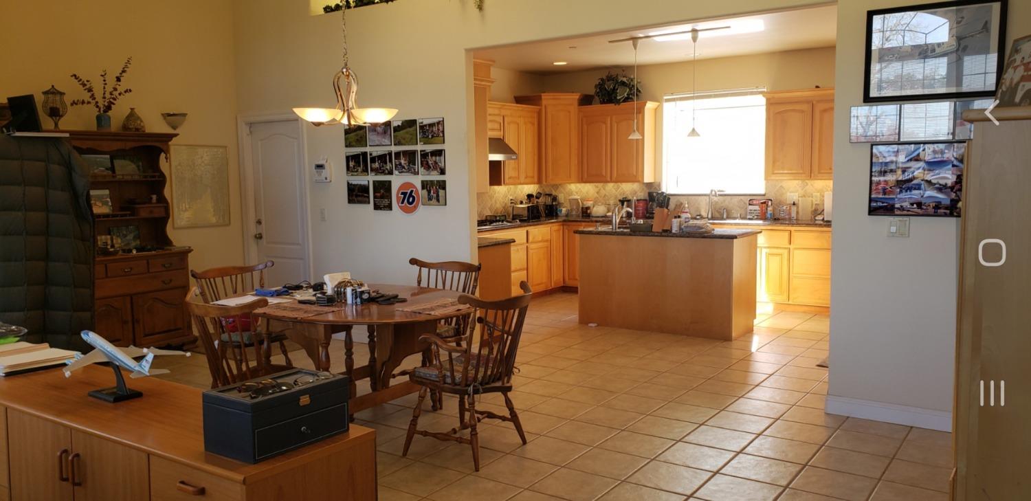 Detail Gallery Image 8 of 19 For 76 Live Oak Rd, Royal Oaks,  CA 95076 - 3 Beds | 2 Baths